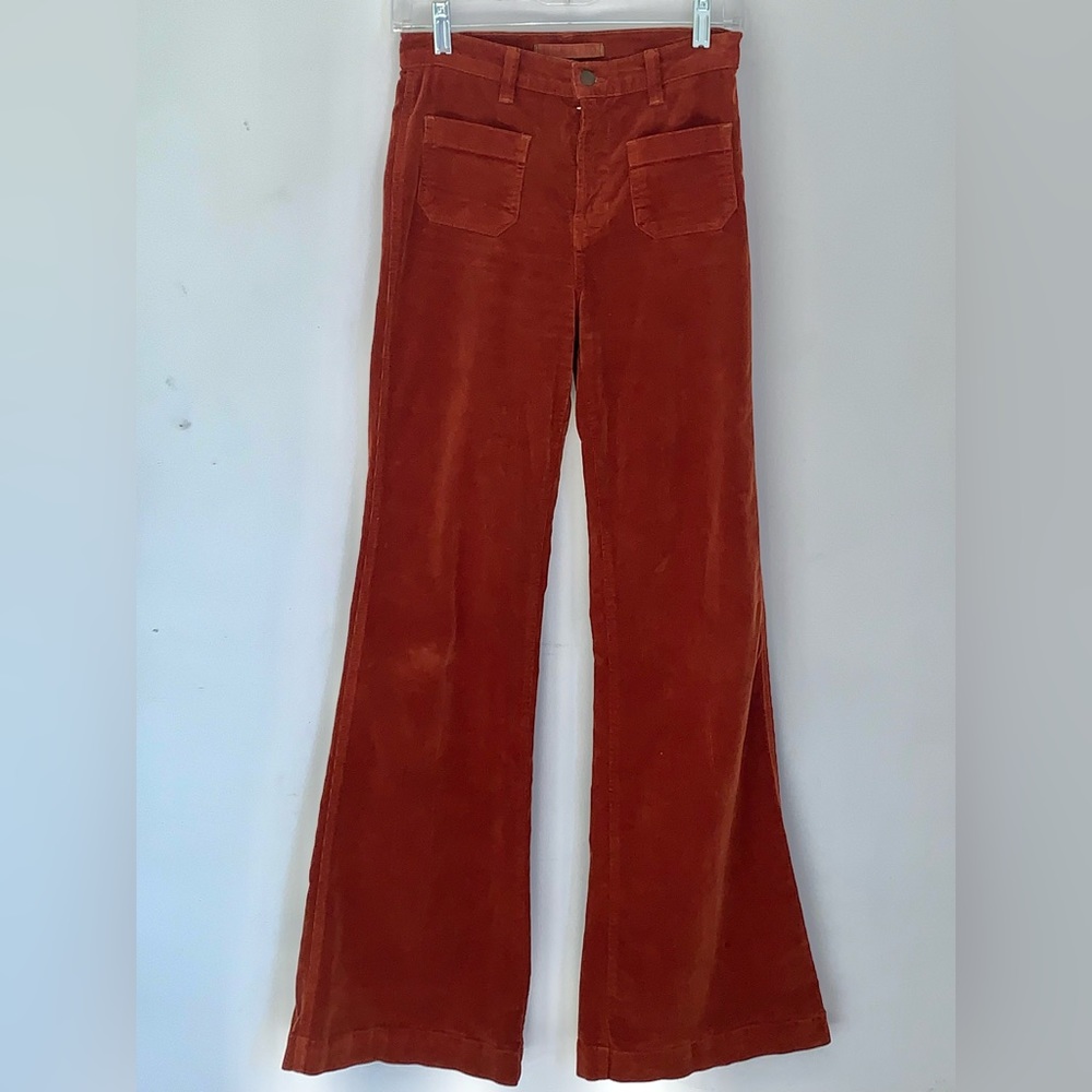 j Brand Bell Pants .Terra Cota color . Pre- owned . Size 26 Good Conditions.